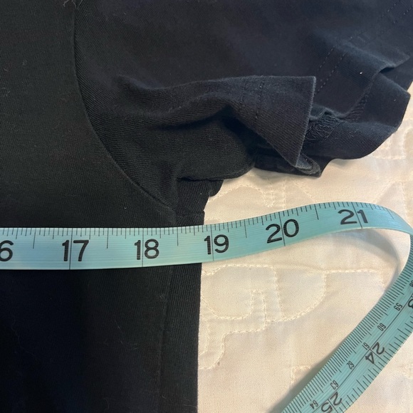 H&M Divided t-shirt - Picture 5 of 9